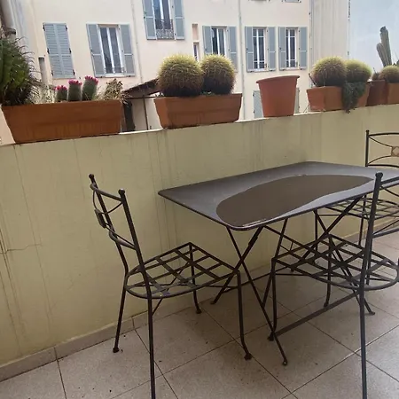 Cosy Flat Κάννες