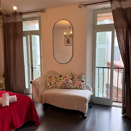 Cosy Flat كان